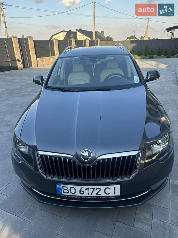 Универсал Skoda Superb 2015 в 
