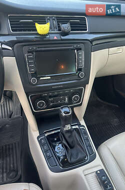 Универсал Skoda Superb 2015 в 