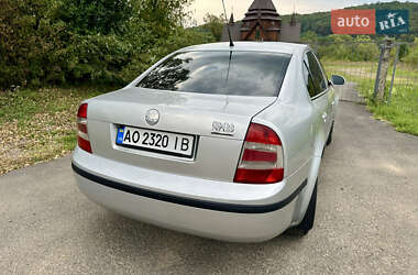 Лифтбек Skoda Superb 2007 в 