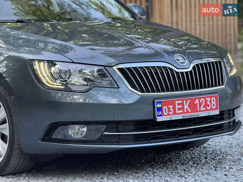 Универсал Skoda Superb 2013 в Радивилове