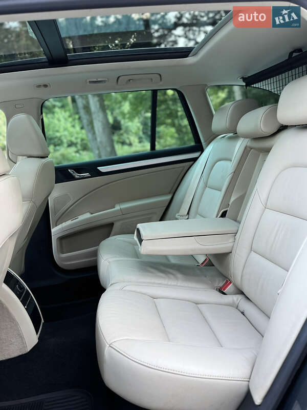 Универсал Skoda Superb 2013 в Радивилове