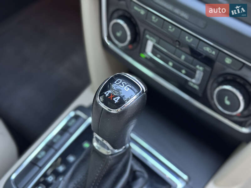 Универсал Skoda Superb 2013 в Радивилове