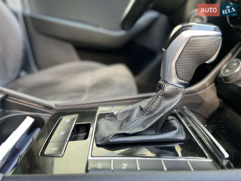 Универсал Skoda Superb 2018 в Ивано-Франковске