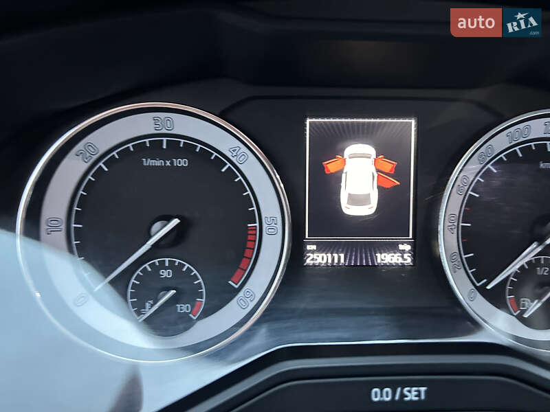 Универсал Skoda Superb 2016 в Львове