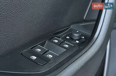 Лифтбек Skoda Superb 2015 в 