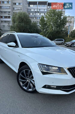 Універсал Skoda Superb 2017 в 