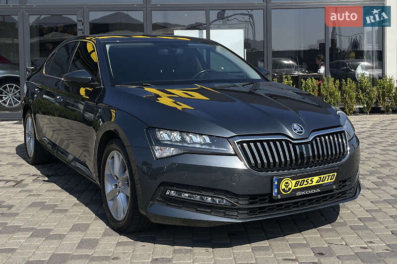 Лифтбек Skoda Superb 2020 в 