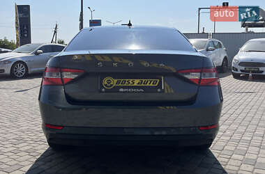 Лифтбек Skoda Superb 2020 в 