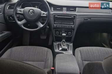 Лифтбек Skoda Superb 2013 в 