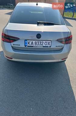 Лифтбек Skoda Superb 2018 в 