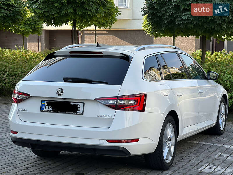 Универсал Skoda Superb 2018 в Ивано-Франковске