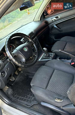 Лифтбек Skoda Superb 2008 в 
