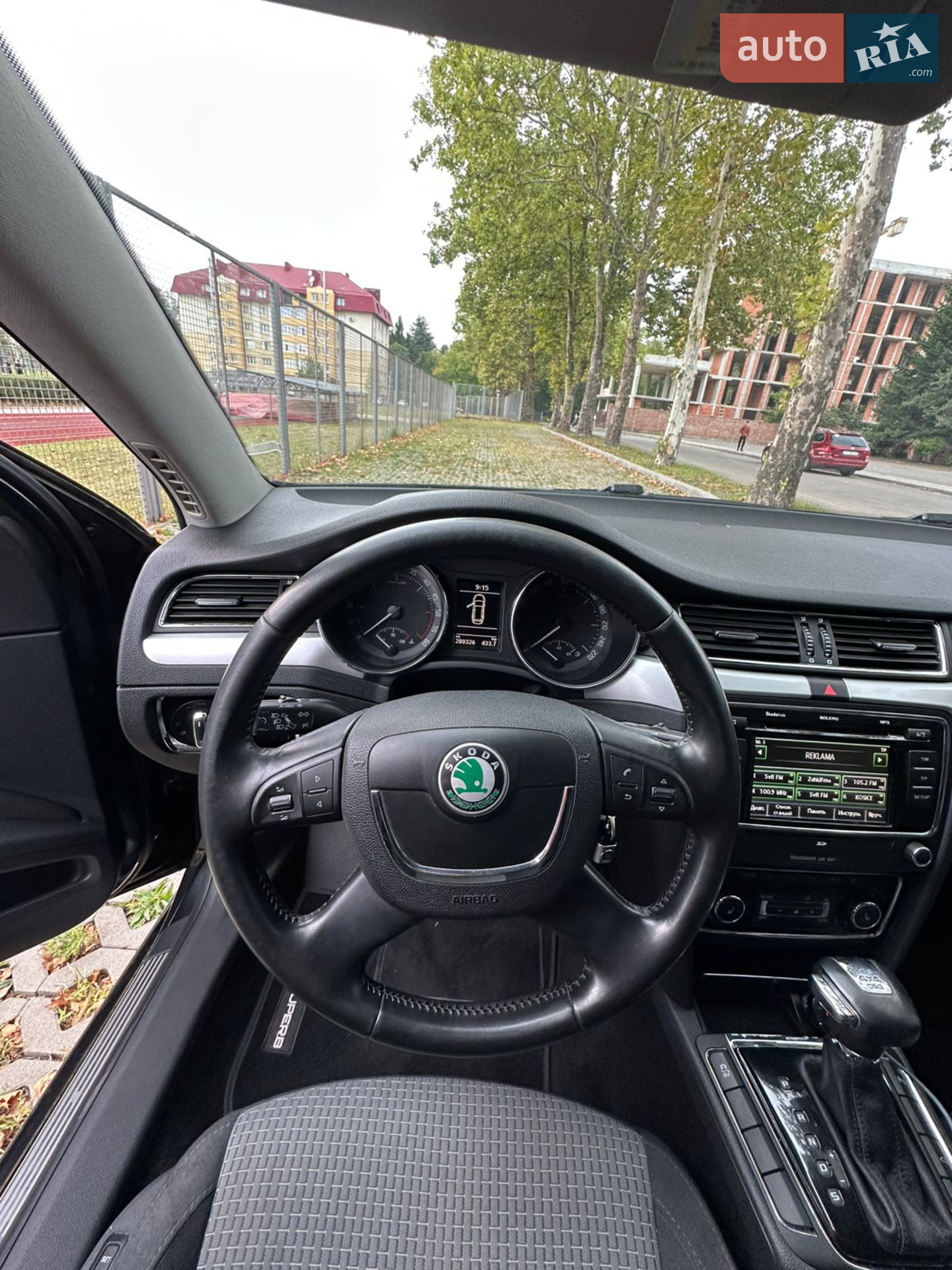 2012 Skoda Superb - мініатюра 13