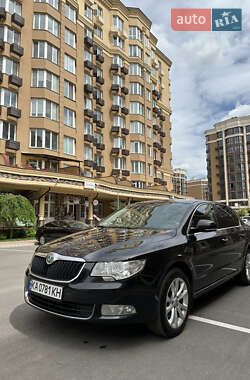Skoda Superb 2011 Skoda Superb 2011