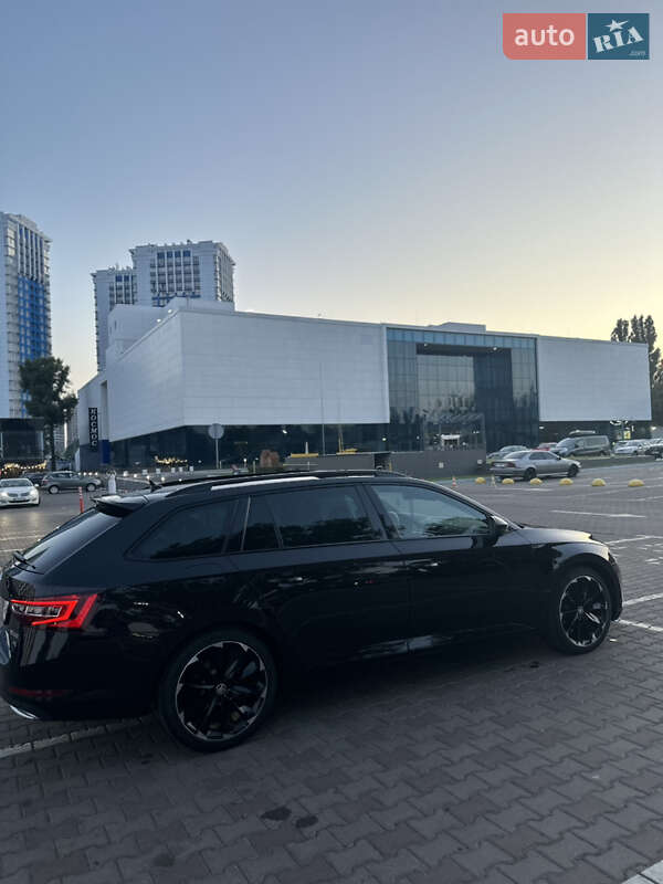 Универсал Skoda Superb 2018 в Киеве