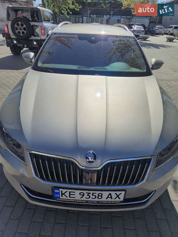 Универсал Skoda Superb 2017 в Днепре фото 5 Универсал Skoda Superb 2017 в Днепре