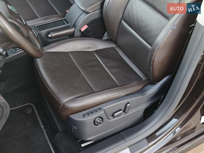 Універсал Skoda Superb 2012 в Луцьку фото 28 Універсал Skoda Superb 2012 в Луцьку