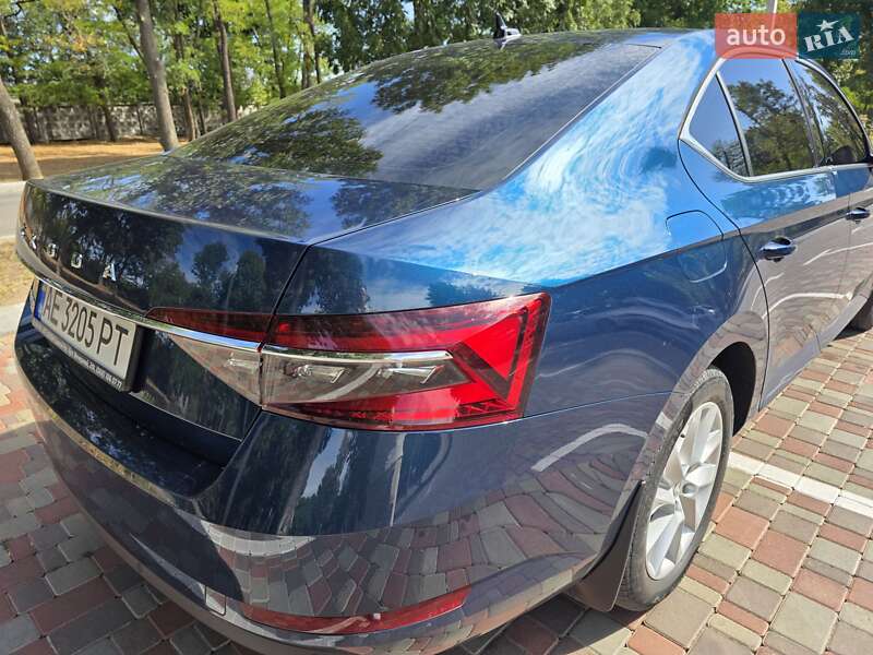 Лифтбек Skoda Superb 2021 в Кропивницком