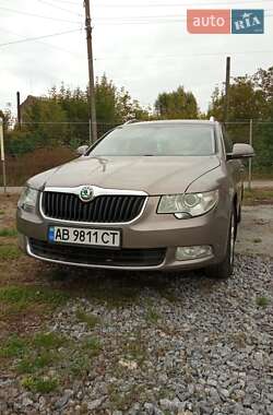 Универсал Skoda Superb 2011 в Казатине
