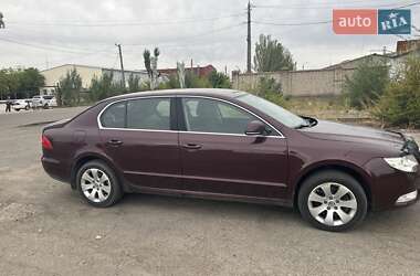 Лифтбек Skoda Superb 2011 в Южноукраинске