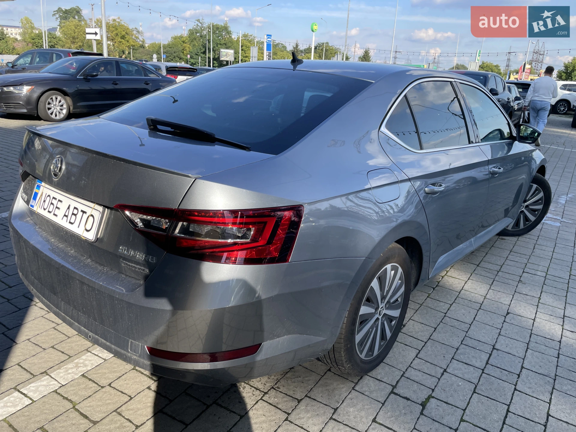 2017 Skoda Superb - мініатюра 3