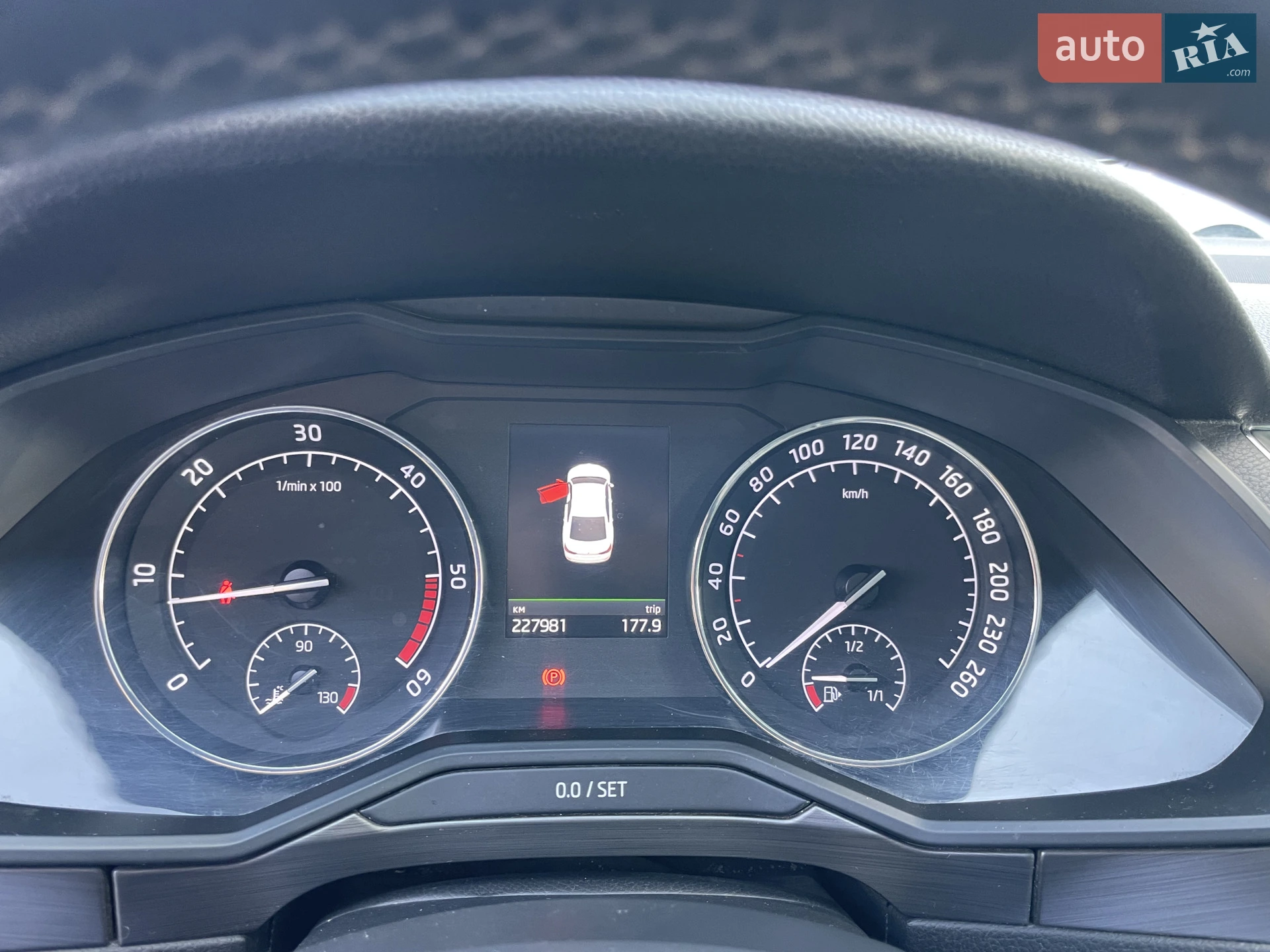 2017 Skoda Superb - мініатюра 11