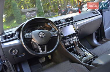 Лифтбек Skoda Superb 2017 в 