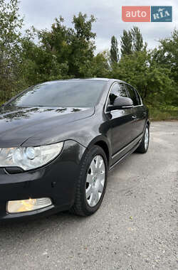 Лифтбек Skoda Superb 2008 в 
