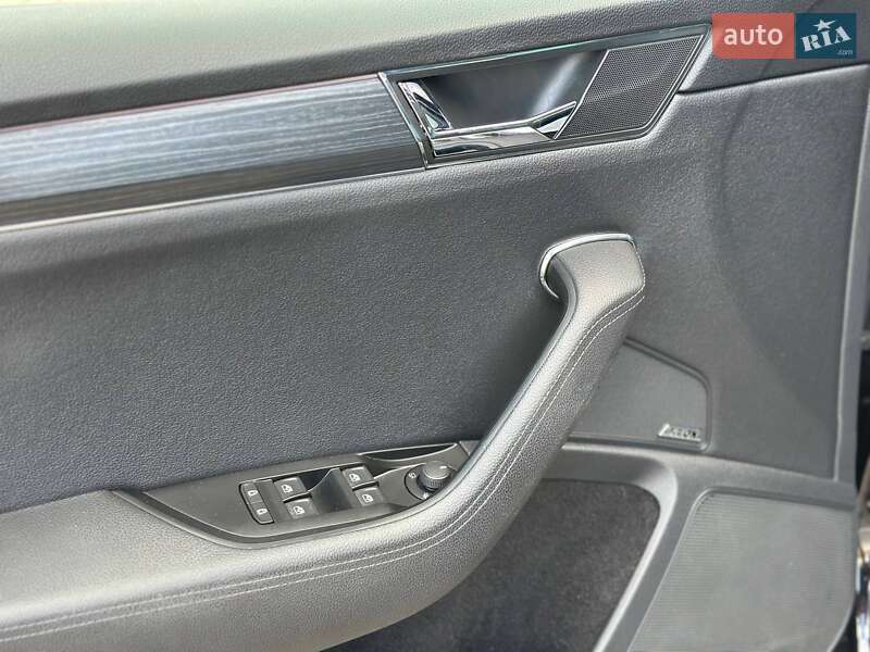 Лифтбек Skoda Superb 2022 в Луцке