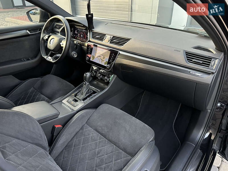Лифтбек Skoda Superb 2021 в Мукачево