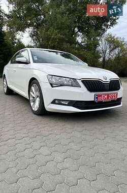 Универсал Skoda Superb 2016 в 