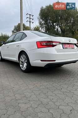 Универсал Skoda Superb 2016 в 
