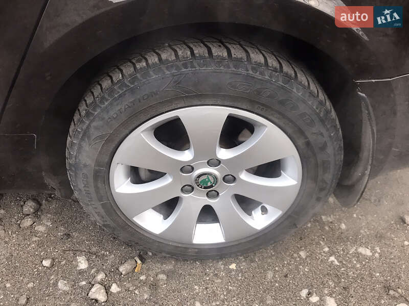 Лифтбек Skoda Superb 2012 в Павлограде фото 11 Лифтбек Skoda Superb 2012 в Павлограде