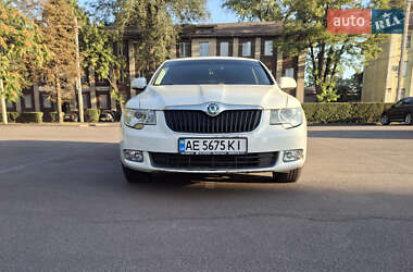 Skoda Superb 2012