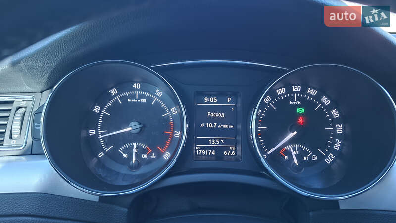 Лифтбек Skoda Superb 2012 в Каменском фото 6 Лифтбек Skoda Superb 2012 в Каменском