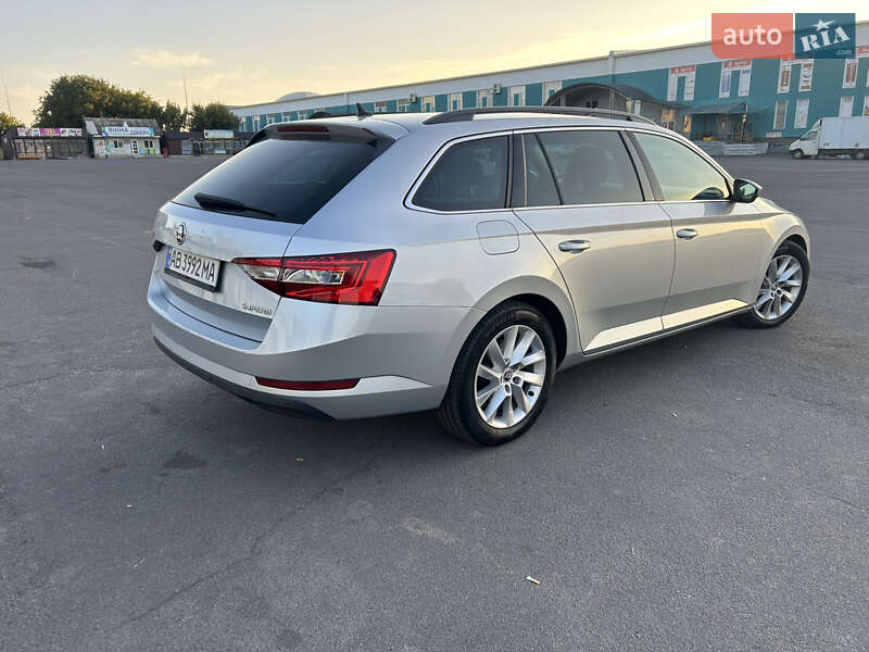 Универсал Skoda Superb 2017 в Тульчине