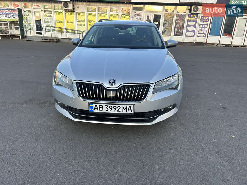 Универсал Skoda Superb 2017 в Тульчине