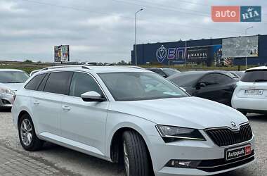 Универсал Skoda Superb 2018 в 