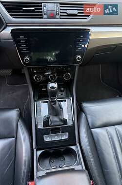 Лифтбек Skoda Superb 2018 в 