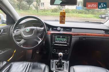 Лифтбек Skoda Superb 2009 в 