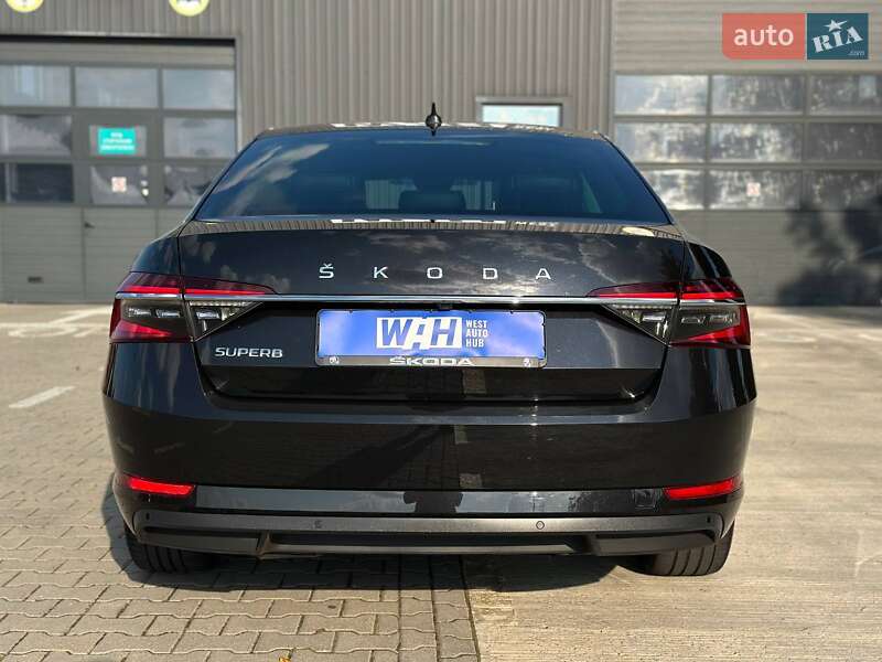 Лифтбек Skoda Superb 2022 в Луцке