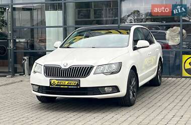 Лифтбек Skoda Superb 2013 в 