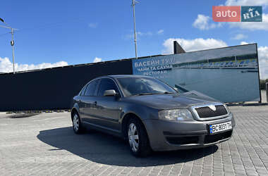 Лифтбек Skoda Superb 2005 в 