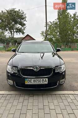 Skoda Superb 2011