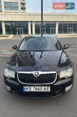 Skoda Superb 2011