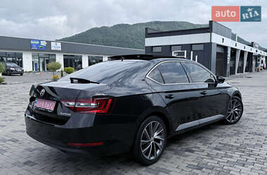 Лифтбек Skoda Superb 2017 в 