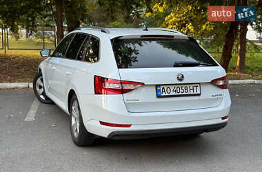 Универсал Skoda Superb 2018 в 