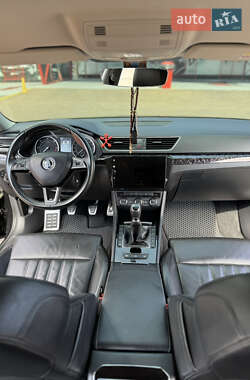 Лифтбек Skoda Superb 2016 в 