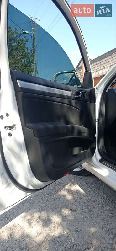 Універсал Skoda Superb 2013 в Чернігові