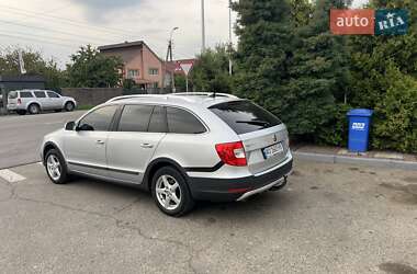 Универсал Skoda Superb 2015 в 